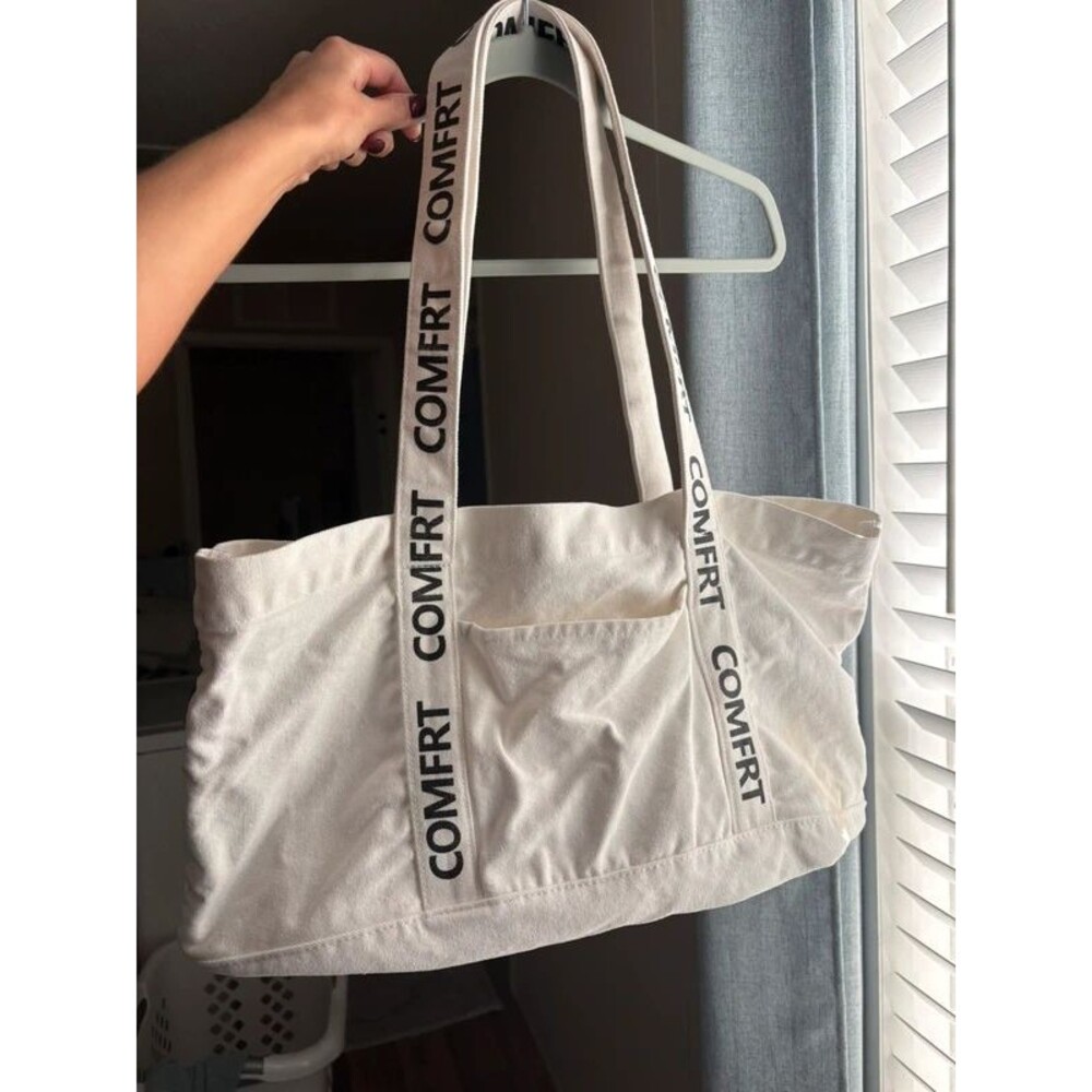 Comfrt Oversized Canvas Tote Bag – White/cream
